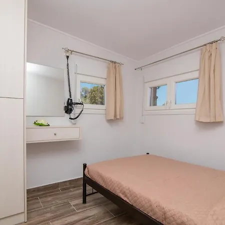 Casa Di Campo- Relax Only 5 Minutes Away From The And By Mana Gers